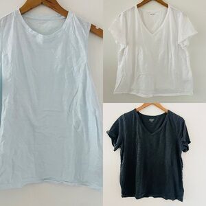 Bundle Of 3 Womens Old Navy Everywhere Size Large Tops